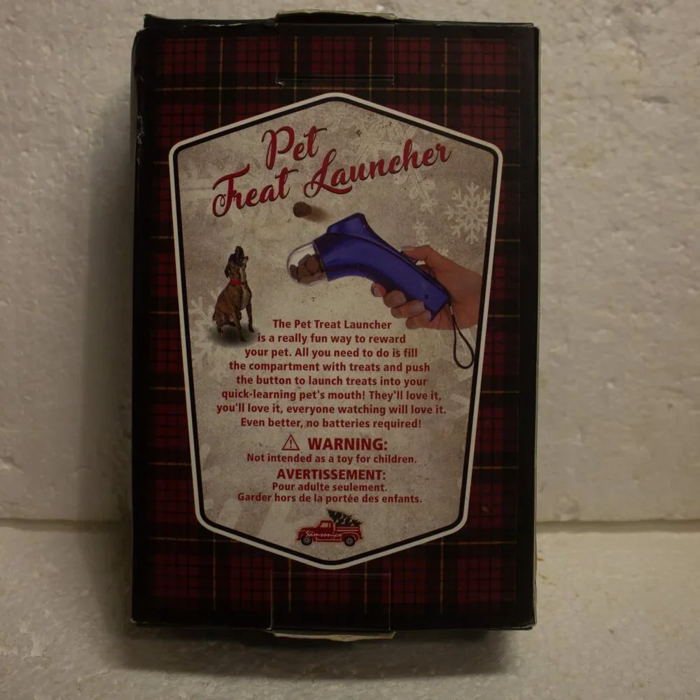 The Original Workshop Pet/Dog Treat Launcher Pet Reward Toy New Never Used
